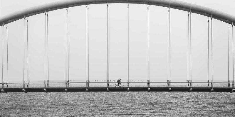 丰南高薪职位全解析:哪些行业最赚钱?你需要掌握哪些硬技能?